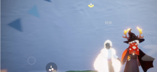 光遇怎么主动让别人牵自己